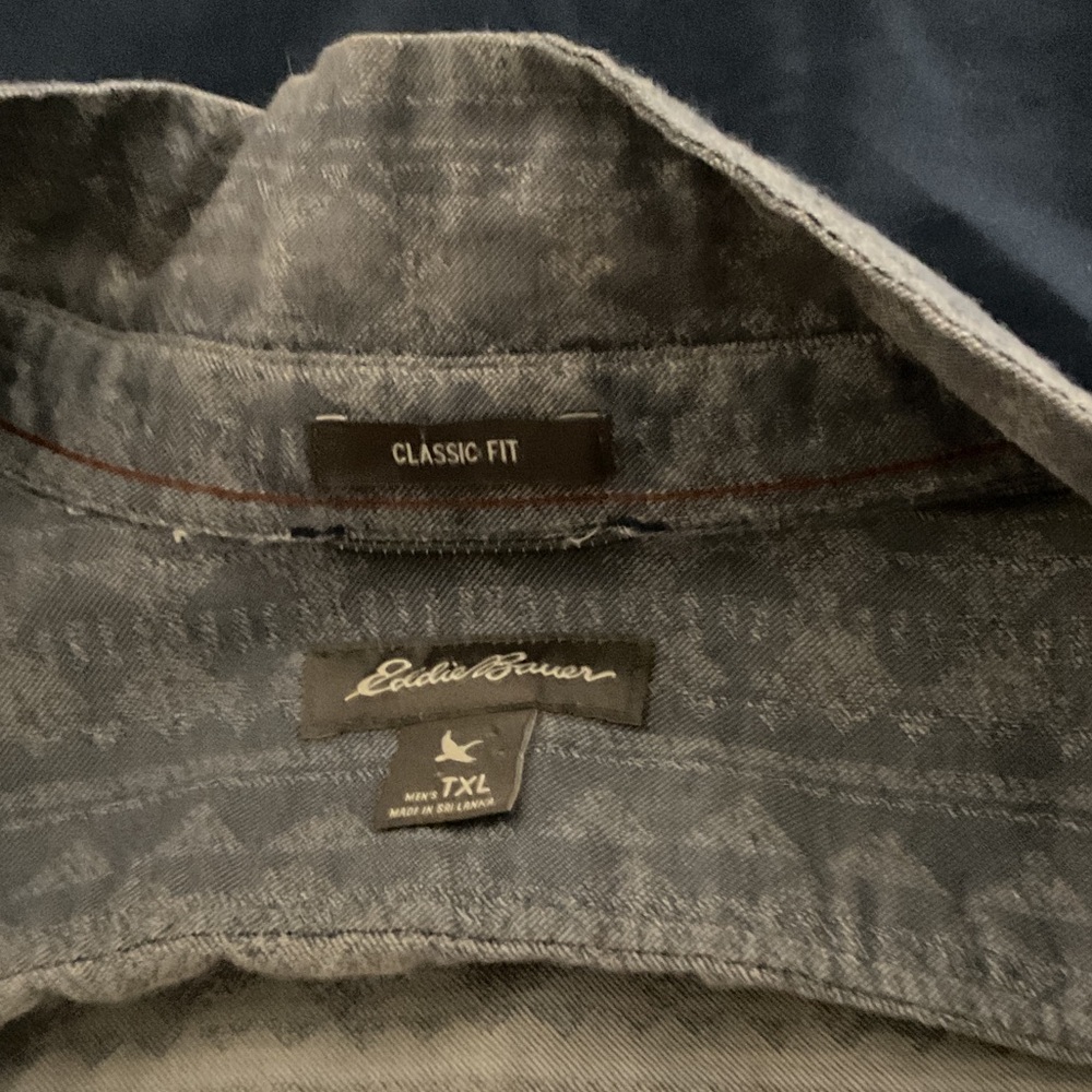 Eddie Bauer Textured Gray Classic Fit Shirt